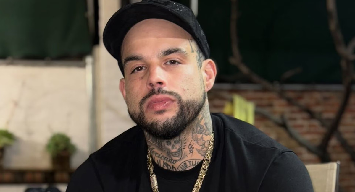 Emiliano Aguilar manda a la verg... a sus fans y dice se retira de redes sociales