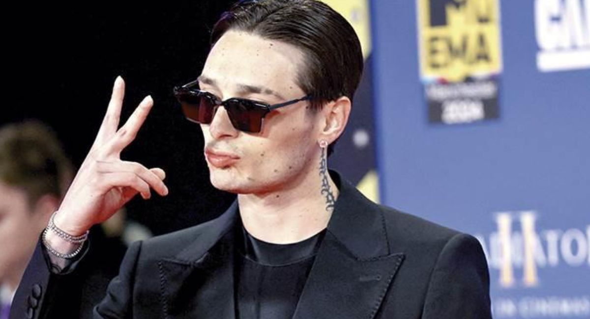 Peso Pluma estaría grave a causa de las sustancias nocivas y tendría delirios de persecución