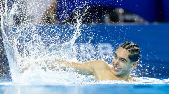 ¡Medalla de oro! Diego Villalobos se sube a lo más alto del podio en el Panamericano de Natación Artística en Chile
