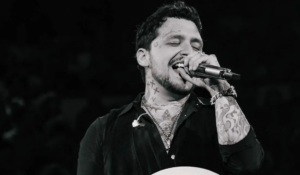 ¡Solito! Nodal desata rumores tras aparecer sin Ángela Aguilar en la Feria de San Marcos