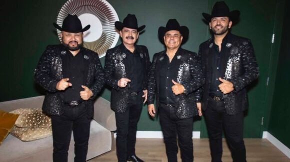 ¡Vamos hoy a bailar el Tucanazo! Tucanes hoy en el Palenque