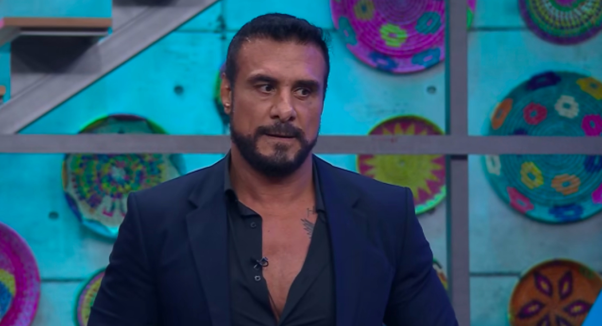 Alberto del Río permanecerá en prisión tras agredir físicamente a su esposa