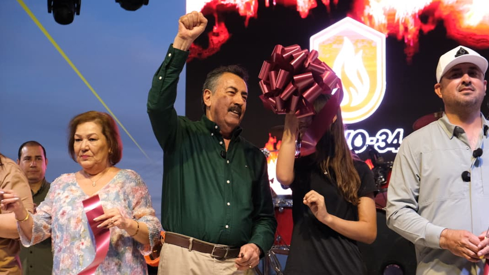 Alcalde Javier Lamarque durante la inauguración del Festival del Asado 2026