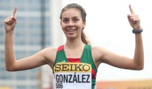 Alegna González logra oro en marcha atlética en Penn Relays 2026