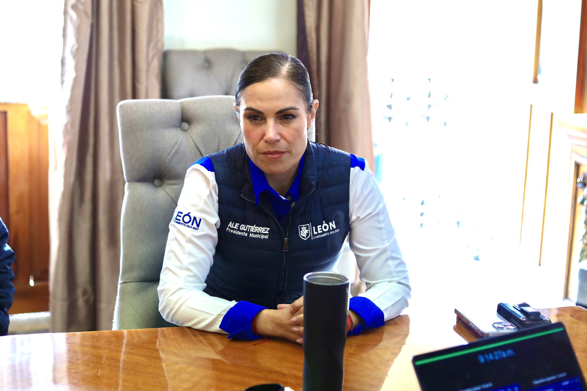 Alejandra Gutiérrez, alcaldesa de León renuncia al PAN tras 20 años de militancia política.