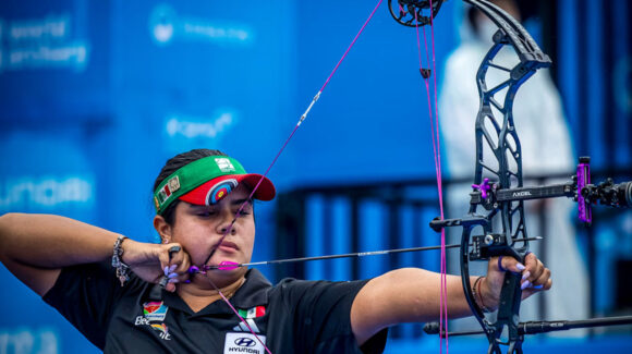 Con Andrea Becerra como referente, tres mexicanos se ubican en el Top 5 mundial del tiro con arco