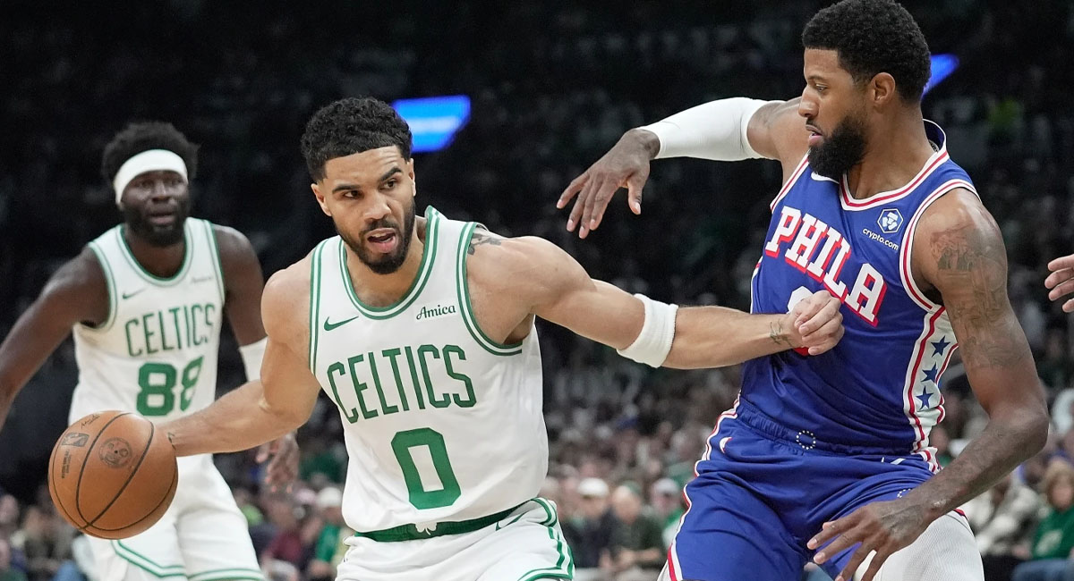 Tatum brilló en su regreso a los playoffs, donde se lesionó el año pasado