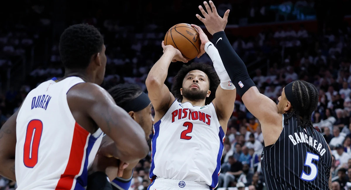 Cunningham volvió a liderar el ataque de su equipo ante Orlando