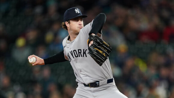 Cam Schlittler luce intratable y Yankees asegura la serie ante los Seattle Mariners