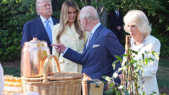 Reyes del Reino Unido llegan a Washington en visita de Estado