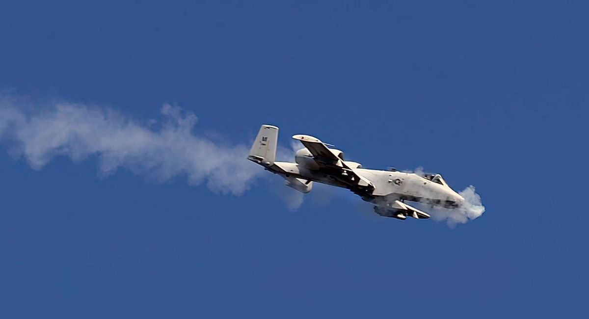 Avión de combate de Estados Unidos se estrella cerca del estrecho de Ormuz