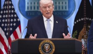 Donald Trump amplía tregua con Irán a espera de propuesta de paz