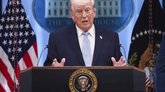 Donald Trump amplía tregua con Irán a espera de propuesta de paz