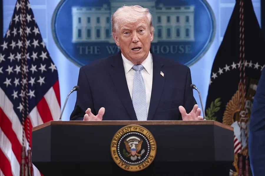 Donald Trump amplía tregua con Irán a espera de propuesta de paz