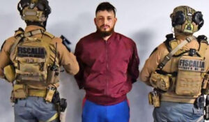 Dan 150 años de prisión a exjefe policial de Edomex; fue hallado culpable de secuestro y extorsión