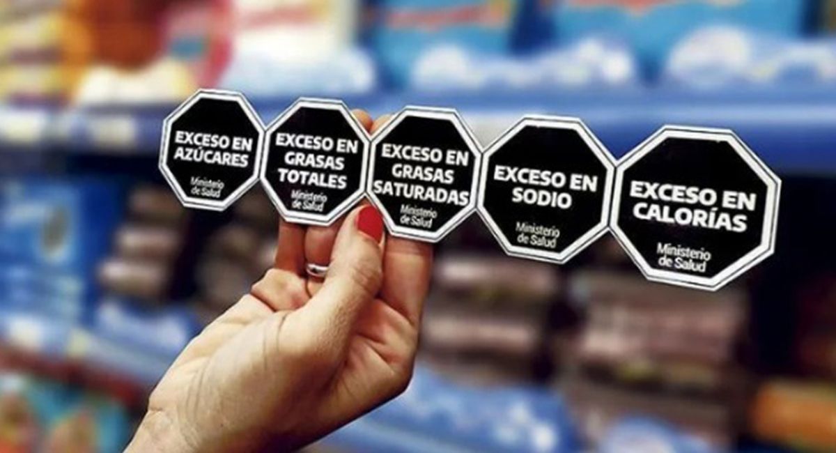 El 25 por ciento de los alimentos procesados en México incumple ley por excesos de ácidos grasos