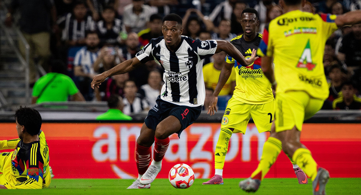 El entrenador de Rayados descartó haber tenido un problema con Anthony Martial