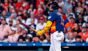 Sonorense Isaac Paredes responde con cuadrangular y los Astros evitan la barrida ante New York