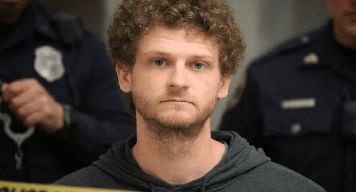 Ethan Jamieson, actor de Los Juegos del Hambre, es arrestado por tratar de asesinar a 3 hombres