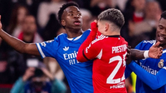 La FIFA anuncia nueva regla, implementará tarjeta roja por cubrirse la boca en el Mundial 2026