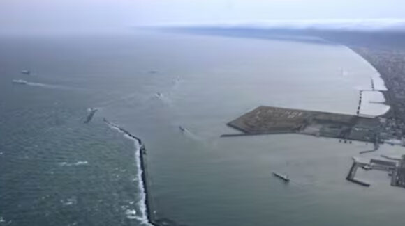 Terremoto en Japón: Filtran VIDEO de enormes olas azotando sus costas tras sismo de 7.4 grados