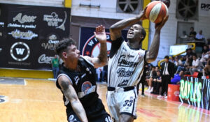 Halcones de Obregón, sin puntería, sufren una paliza en su visita a los Frayles de Guasave