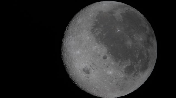 (VIDEO) Artemis II de NASA rompe récord histórico EN VIVO y realiza sobrevuelo lunar con eclipse solar