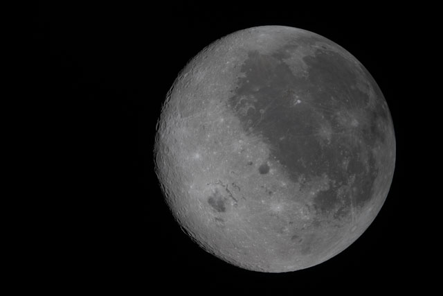 Artemis II de NASA rompe récord histórico EN VIVO y realiza sobrevuelo lunar con eclipse solar