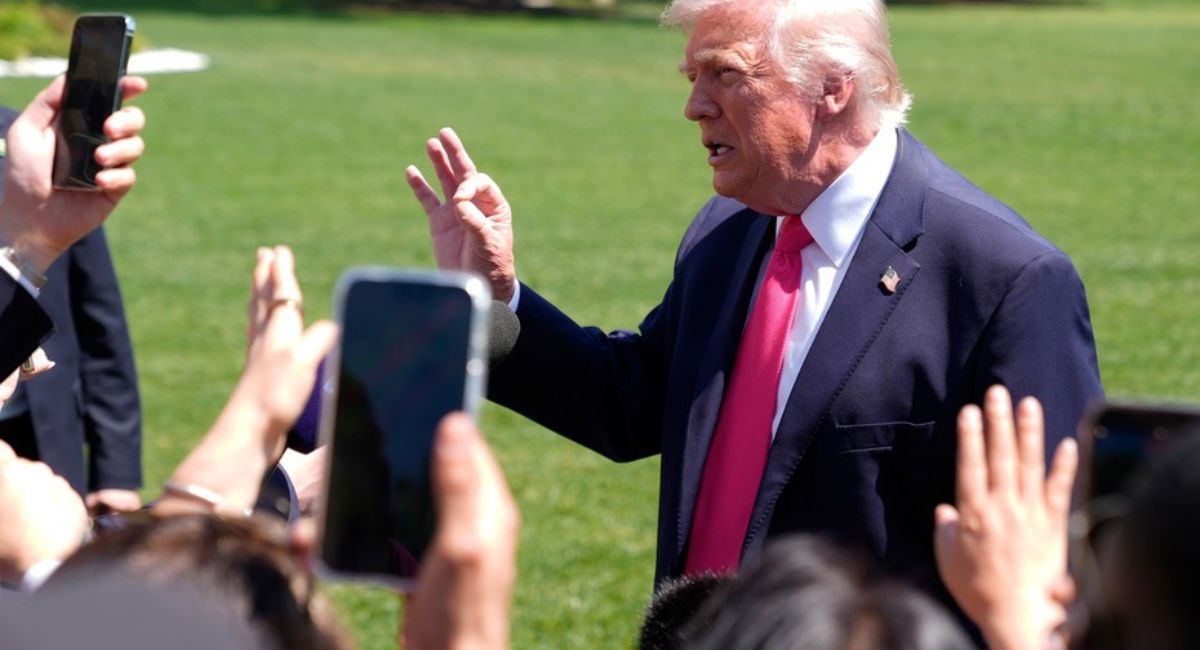 "Han aceptado devolvernos el polvo nuclear": Trump dice que Irán entregará sus reservas de uranio enriquecido