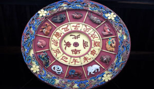 Horóscopos Chino: Conoce qué te depara tu signo del zodiaco oriental este jueves 23 de abril del 2026