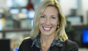 FBI investiga a reportera del Times por revelar escándalo del director