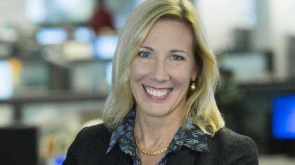 FBI investiga a reportera del Times por revelar escándalo del director