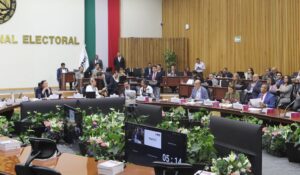 Tres nuevos consejeros del INE inician labores en comisiones