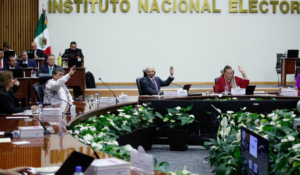 INE ajustará sus sueldos para cumplir con tope y no superar a la presidenta