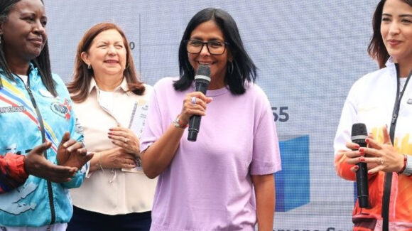 Delcy Rodríguez continuará como presidenta de Venezuela pese al vencimiento de su interinato