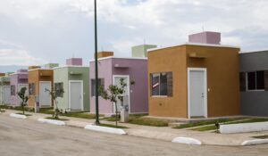 Infonavit entrega 15 mil 480 viviendas en plan federal