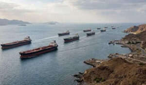 Fuerzas Armadas de Irán hacen retroceder entre amenazas a dos duques petroleros en el Estrecho de Ormuz