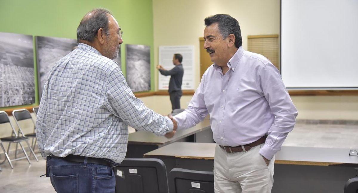 Javier Lamarque sostiene diálogo colaborativo con miembros de 'Cajeme cómo vamos'