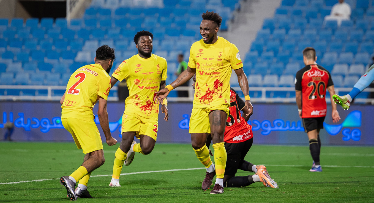 Julián Quiñones se encuentra peleando por el título de goleo en la SPL tras su doblete con el Al-Qadisiya