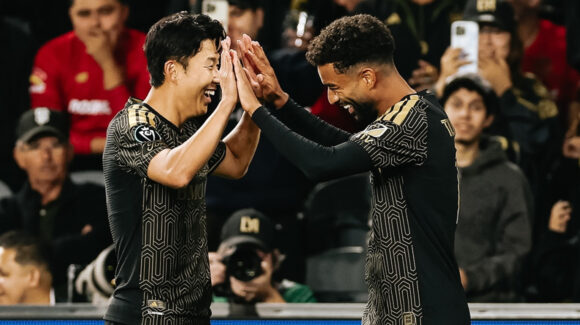 Los Ángeles le pegan al bicampeón de la Liga MX y se acercan a la final de Concachampions