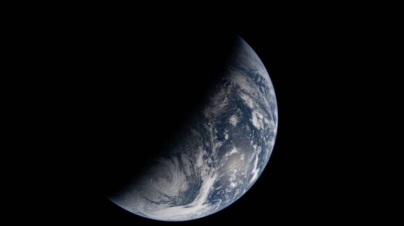 La NASA publica nuevas imágenes de Artemis II por el Día de la Tierra