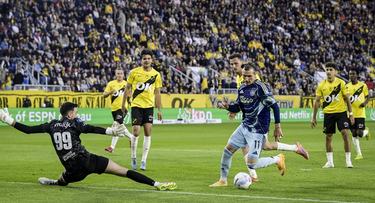 La temporada de la Eredivisie corre en peligro luego de que se diera a conocer el escándalo del Passportgate