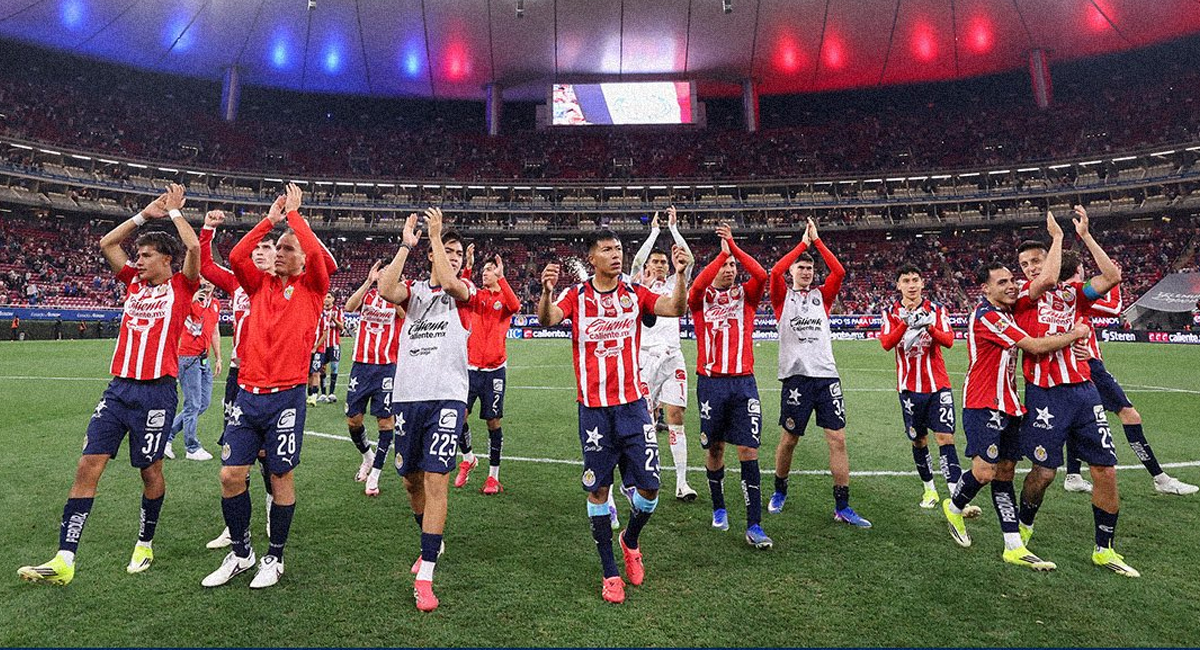 Las Chivas del Guadalajara se mantiene en la primera posición del Clausura 2026 tras 12 jornadas