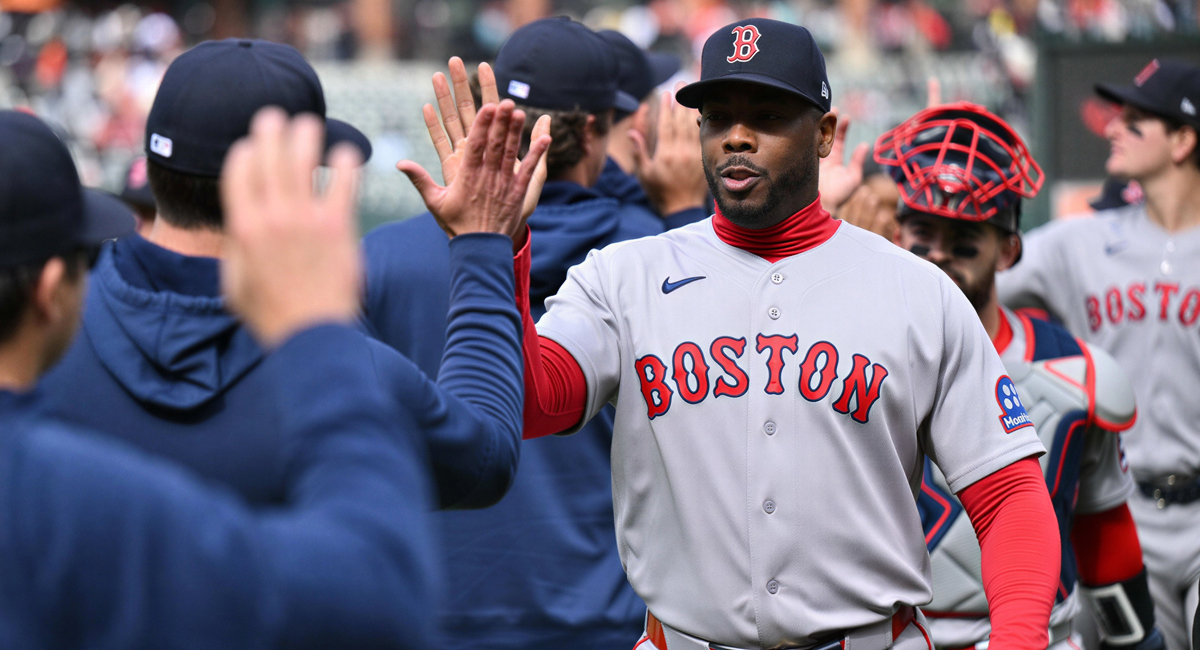 Los Red Sox doblegaron a los Orioles para conseguir su primera victoria tras el despido de Alex Cora