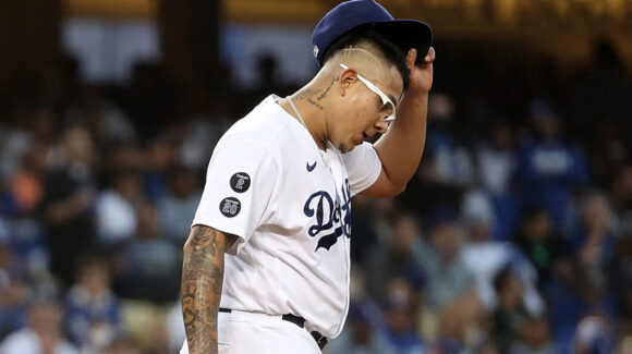 Scott Boras confirma que varios equipos de las Grandes Ligas preguntan por los servicios de Julio Urías