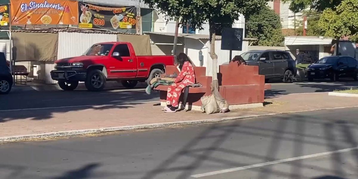 Cada vez se observan más personas en situación de calle en Navojoa
