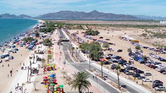 Malecón de El Cochórit cumple; logra lleno total en Semana Santa 2026