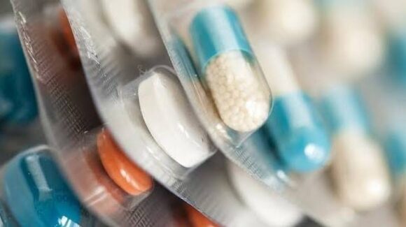 Eliminan en España la producción de formatos grandes de antibióticos por seguridad