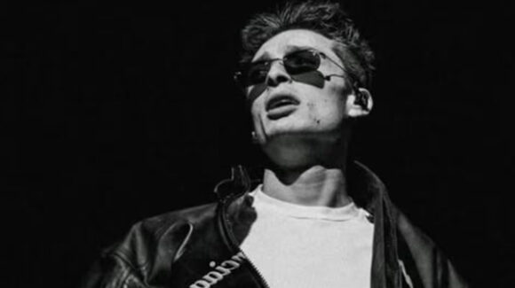 VIDEO: Crean el ‘Día de Peso Pluma’ en Texas y le entregan las llaves de la ciudad de San Antonio