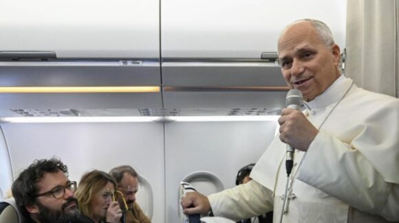 Papa León XIV: “El mundo necesita escuchar un mensaje de paz y convivencia”; tras declaraciones de Trump